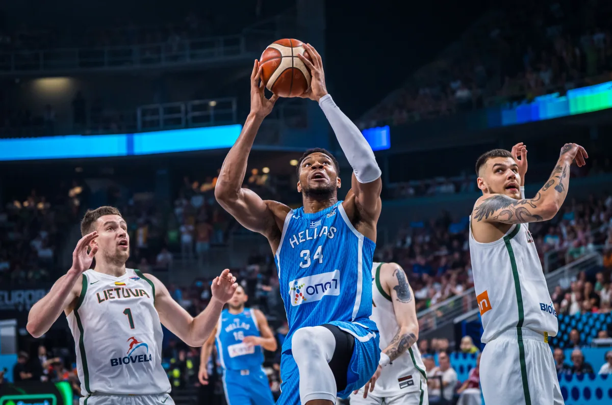 爱游戏这也行？国际比赛日印第安纳步行者备战CBA季后赛关键时刻塞维利亚备战欧联，阿扎伦卡在瑞士队比赛中回归赛场的简单介绍