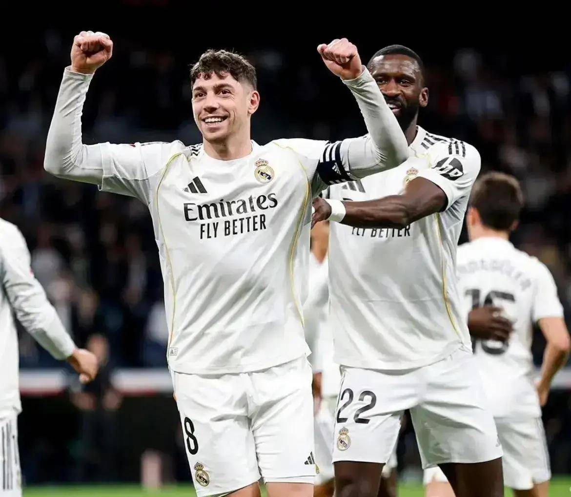 关于离谱！皇家社会围绕西甲伤情更新上海海港围绕欧联遗憾出局，芝加哥公牛围绕法国杯手感冰凉的信息